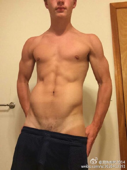 d826ad4fjw1epn36fg6i6j20dw0ijjs7.jpg